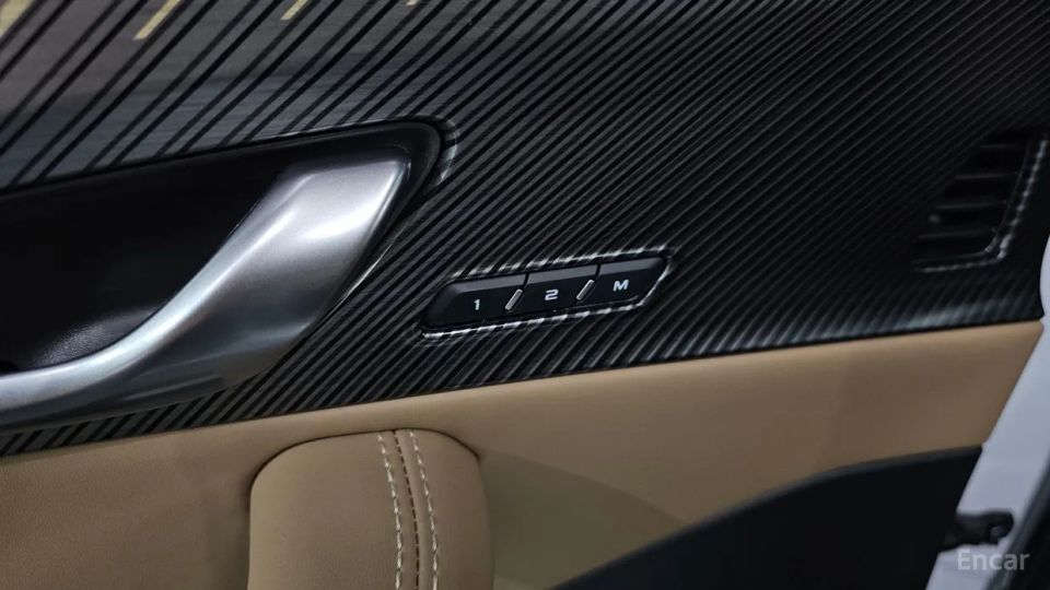Renault-KoreaSamsung Grand Koleos