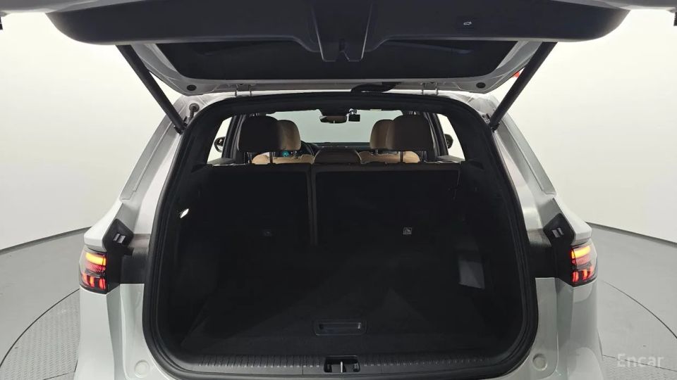Renault-KoreaSamsung Grand Koleos