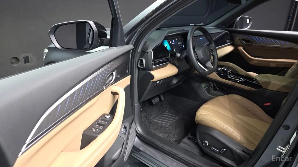 Renault-KoreaSamsung Grand Koleos