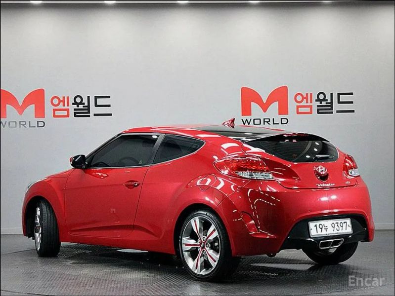 Hyundai Veloster