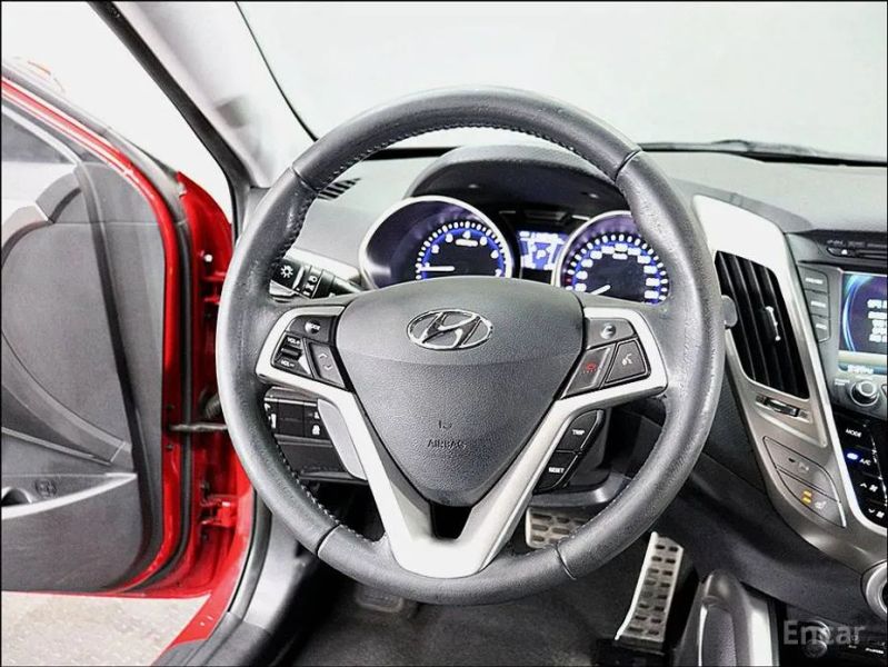Hyundai Veloster