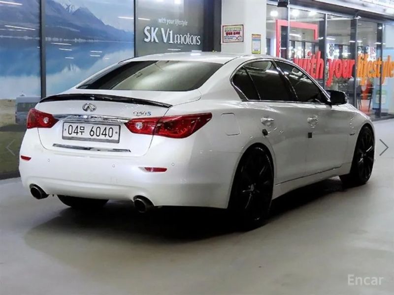 Infiniti Q50