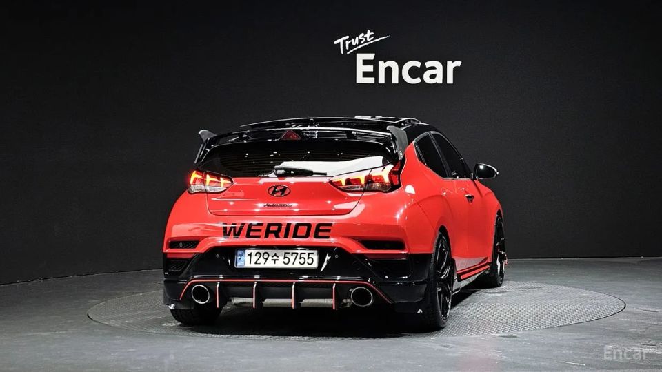 Hyundai Veloster