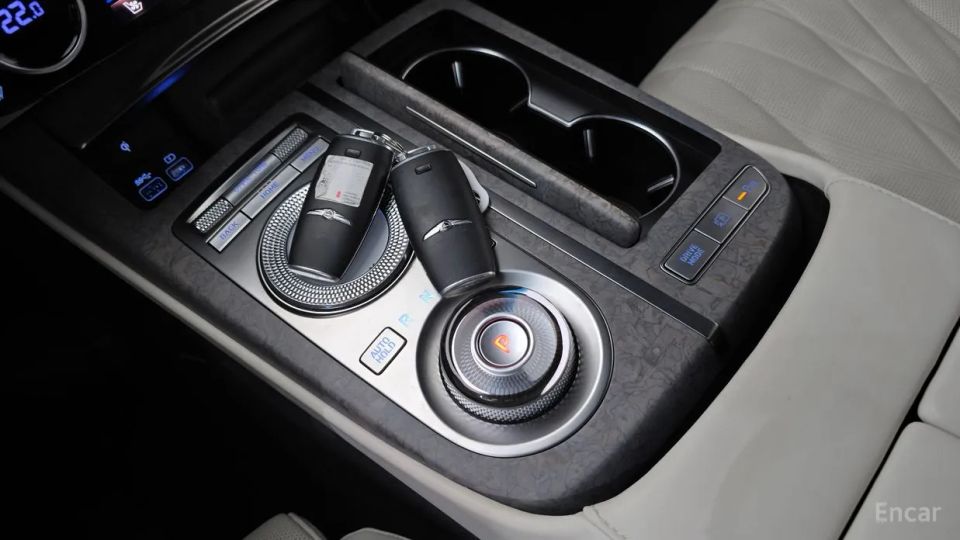 Genesis G80