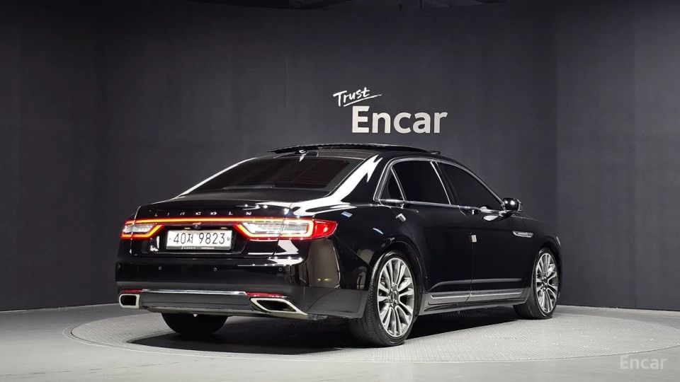 Lincoln Continental