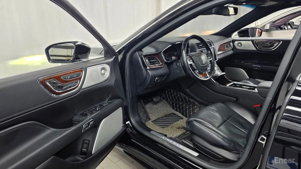 Lincoln Continental