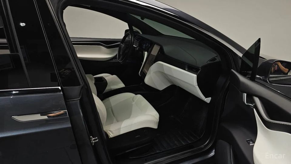 Tesla model-x