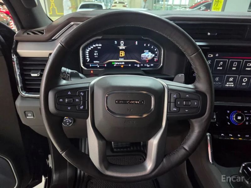GMC Sierra
