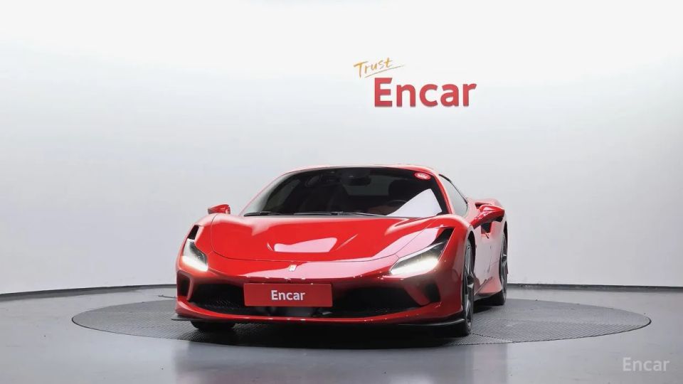 Ferrari F8