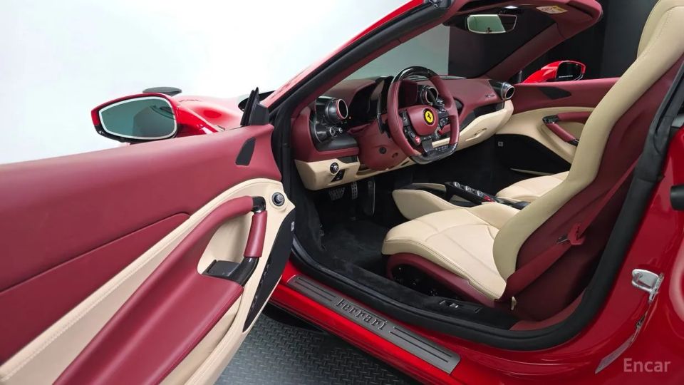Ferrari F8