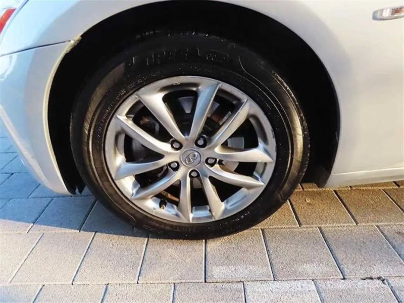 Infiniti G