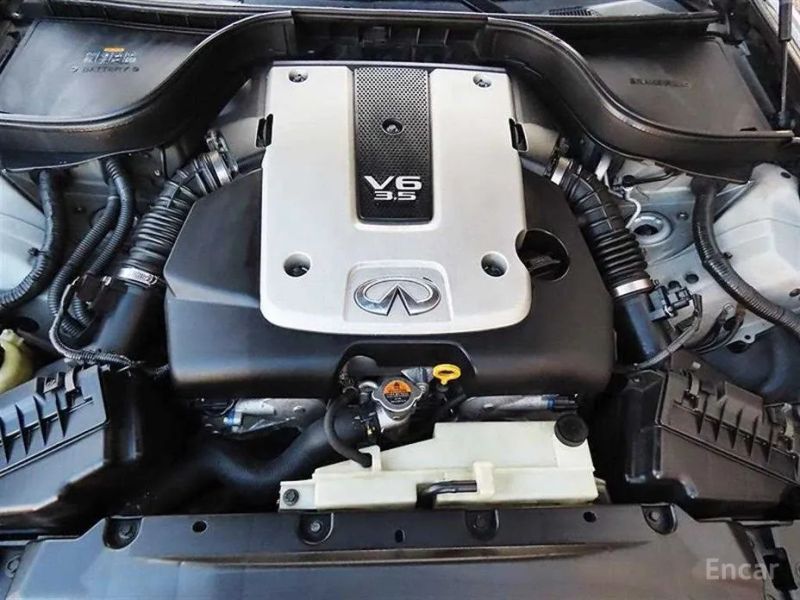 Infiniti G