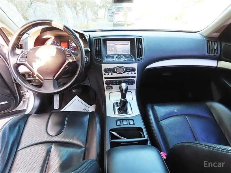 Infiniti G