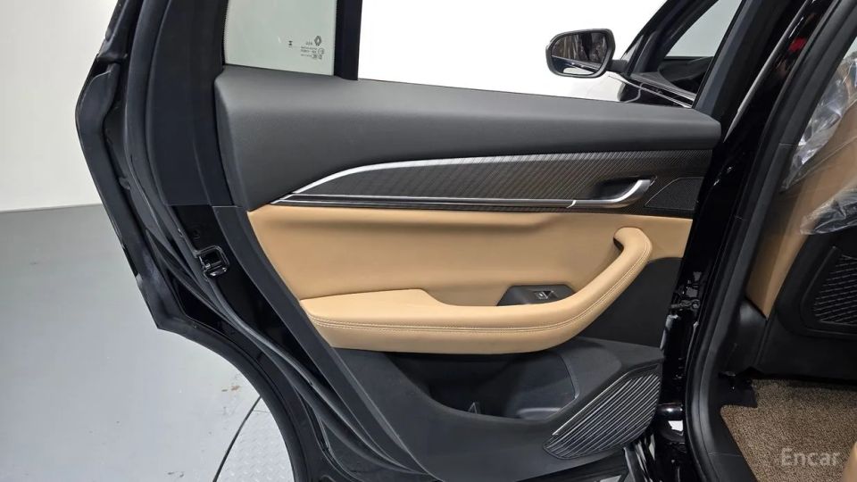 Renault-KoreaSamsung Grand Koleos