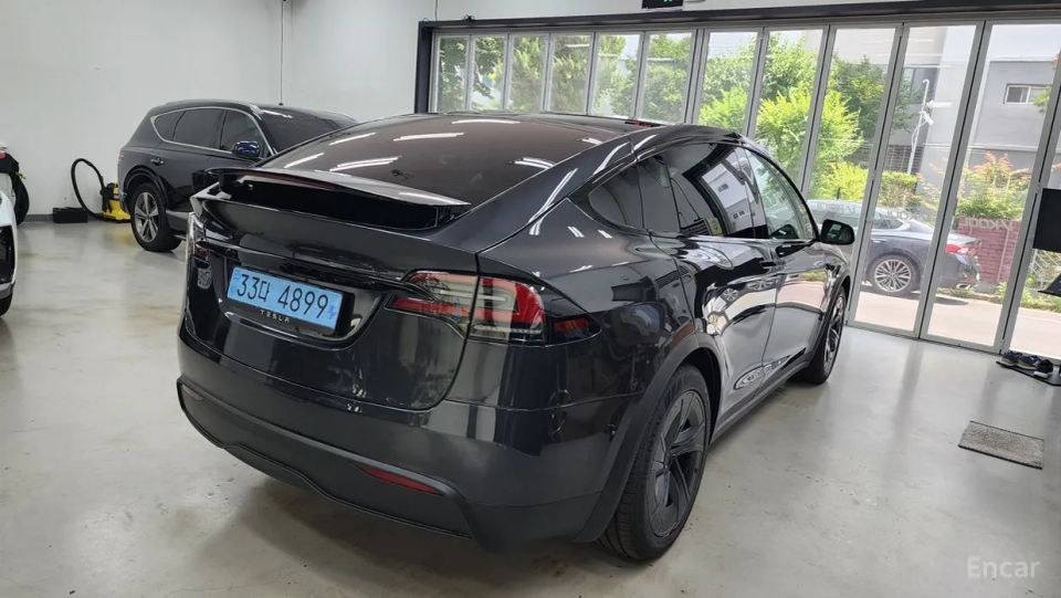 Tesla model-x