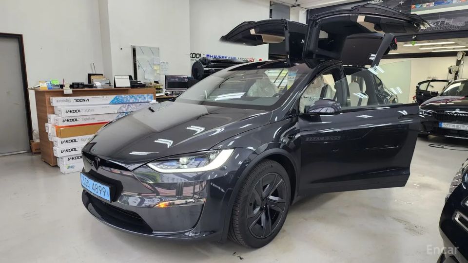 Tesla model-x