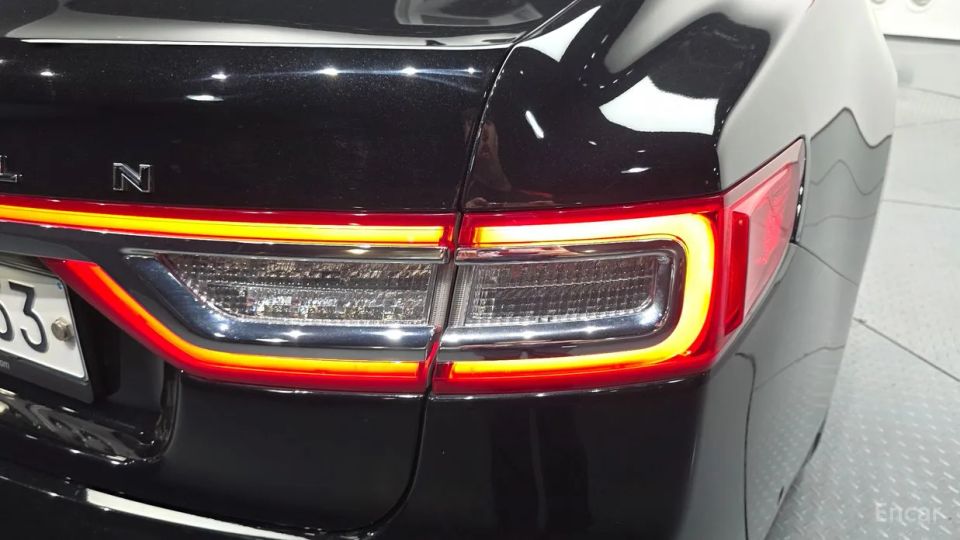 Lincoln Continental