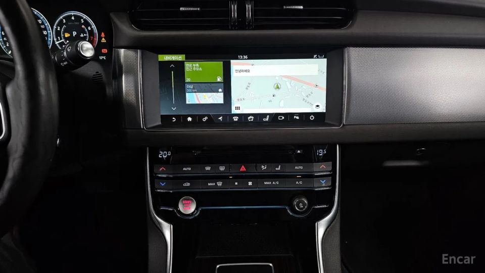 Jaguar xf