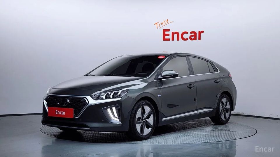 Hyundai Ioniq