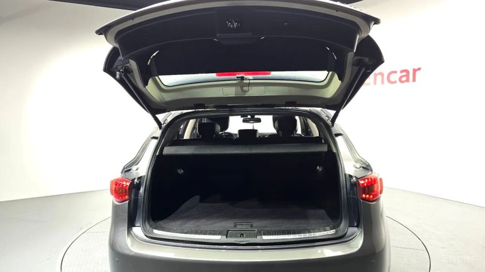 Infiniti FX
