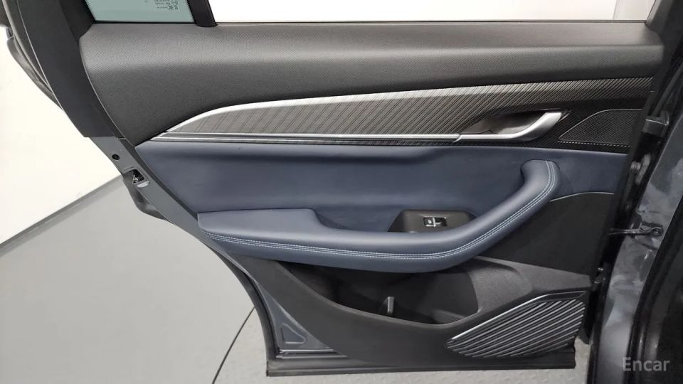 Renault-KoreaSamsung Grand Koleos