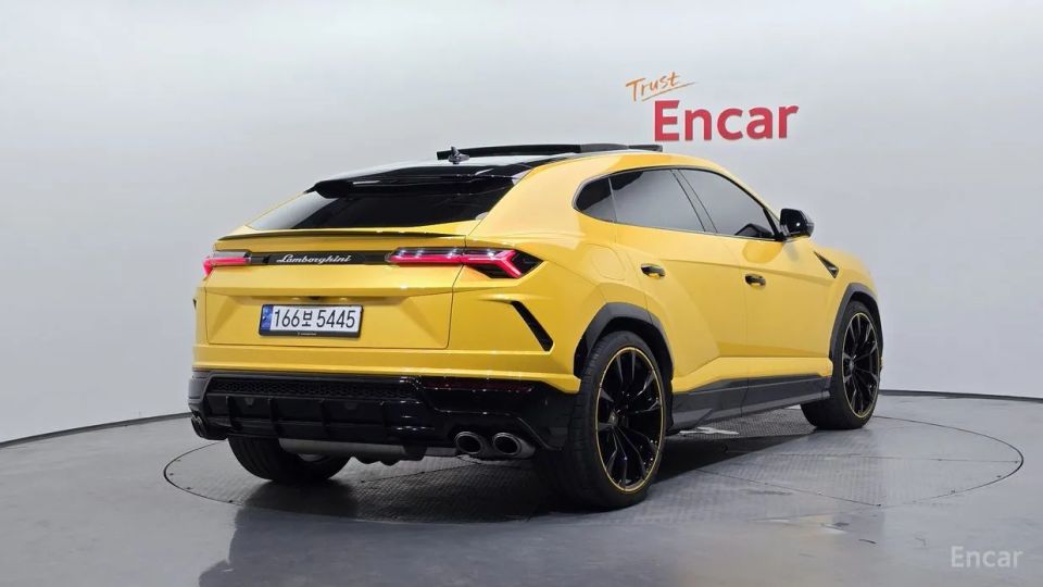 Lamborghini urus