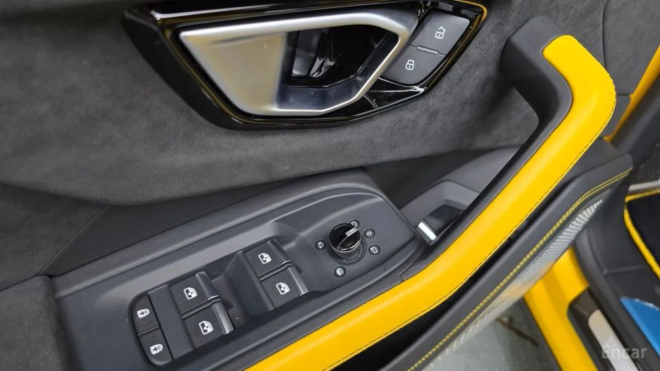 Lamborghini urus
