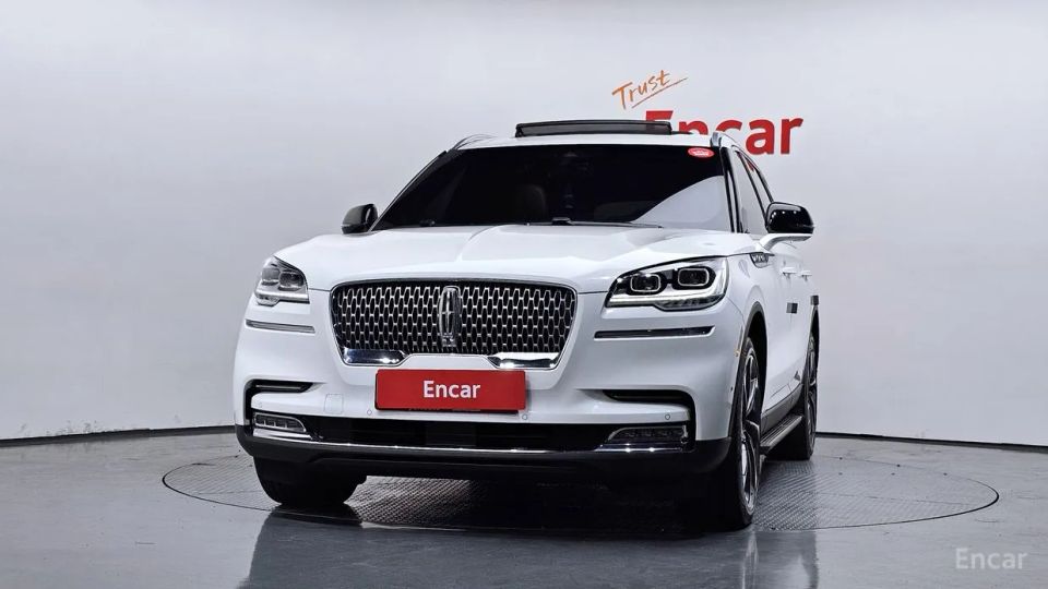 Lincoln Aviator