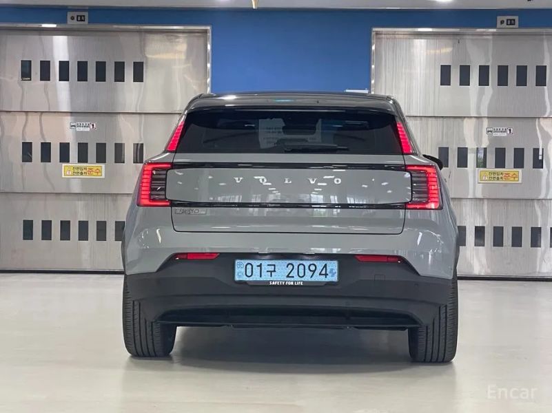 Volvo EX30