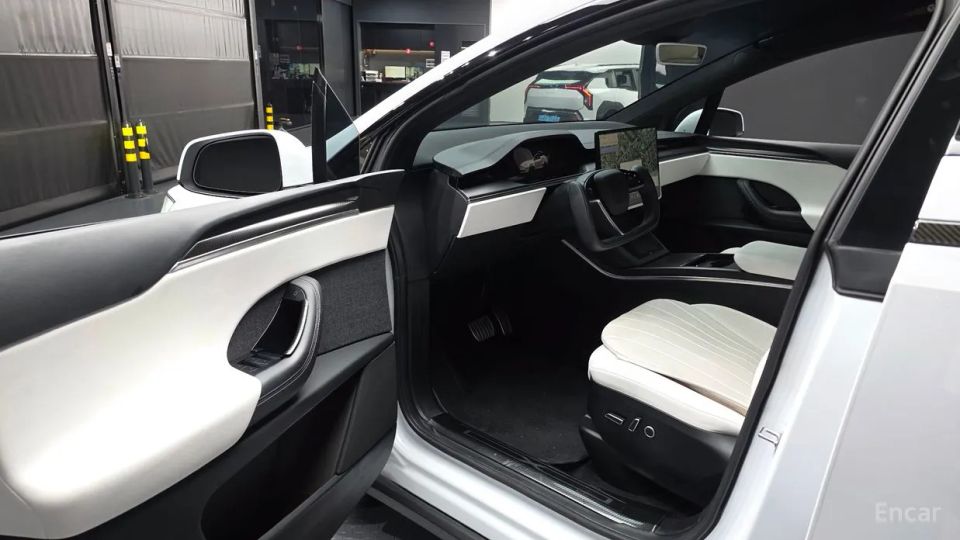 Tesla model-x