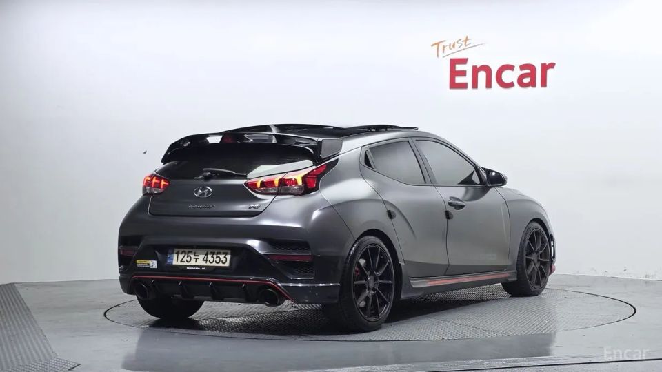 Hyundai Veloster