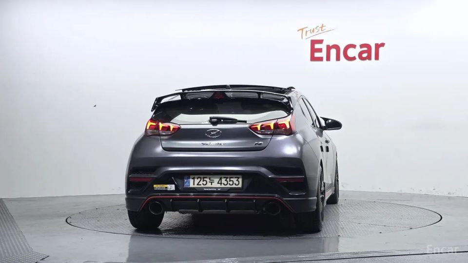 Hyundai Veloster