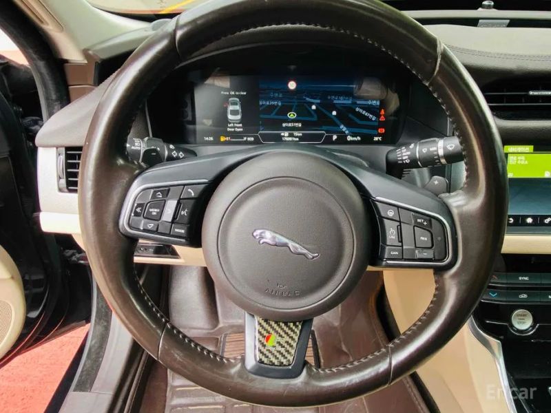 Jaguar xf