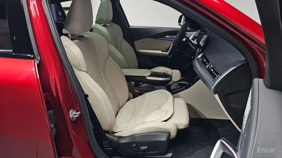 BMW IX2