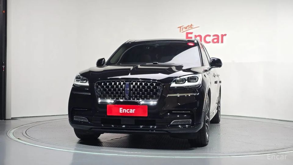 Lincoln Aviator