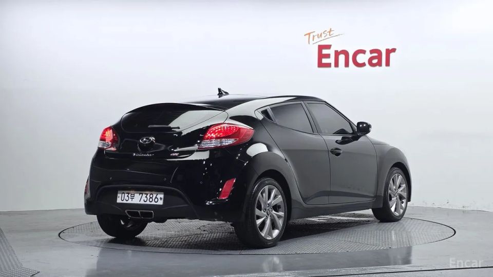 Hyundai Veloster