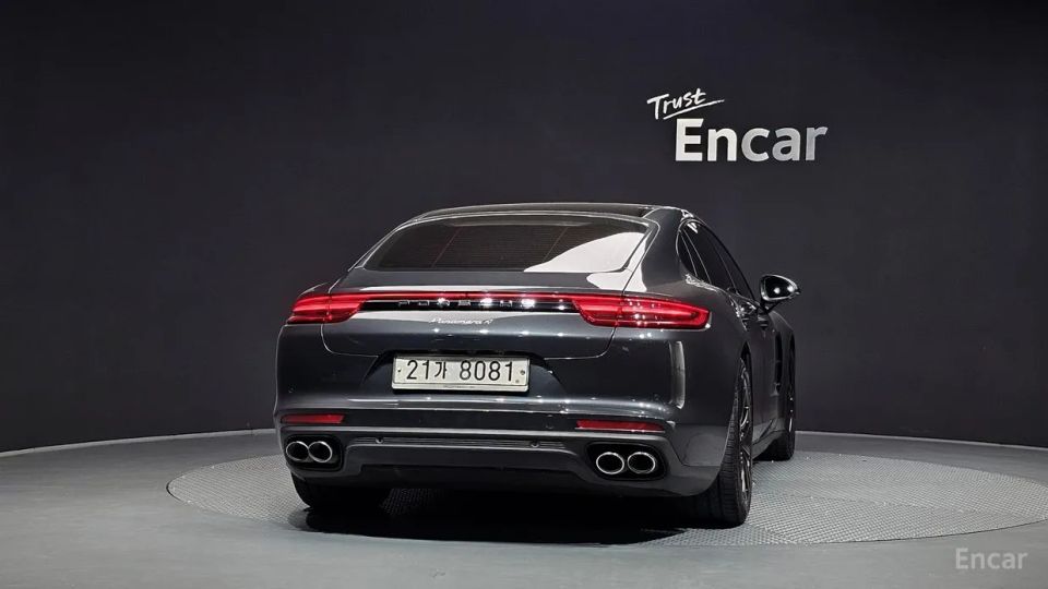 Porsche Panamera