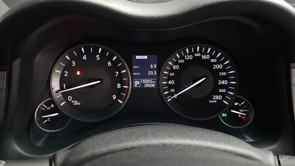 Infiniti Q70