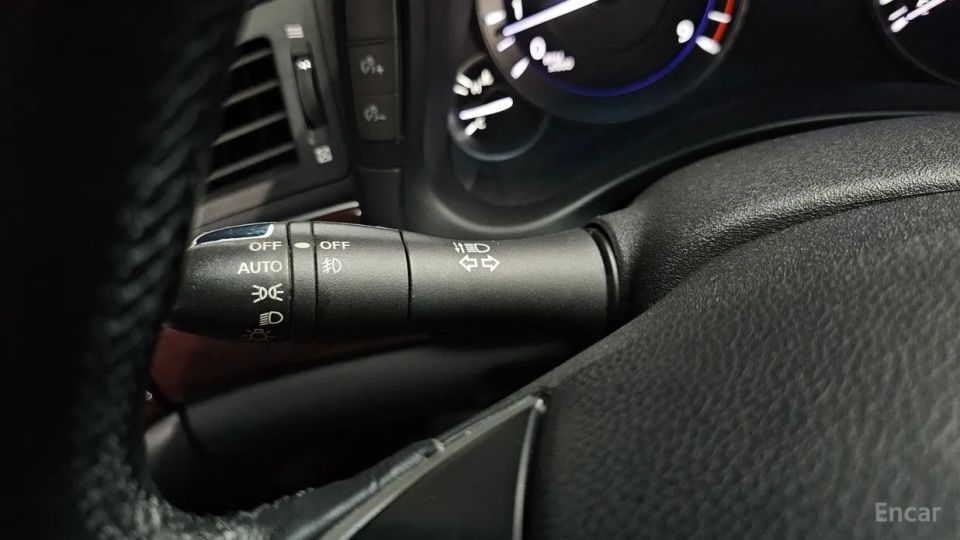 Infiniti Q70