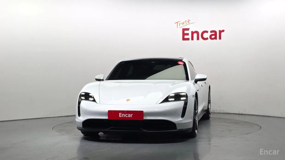 Porsche Taycan