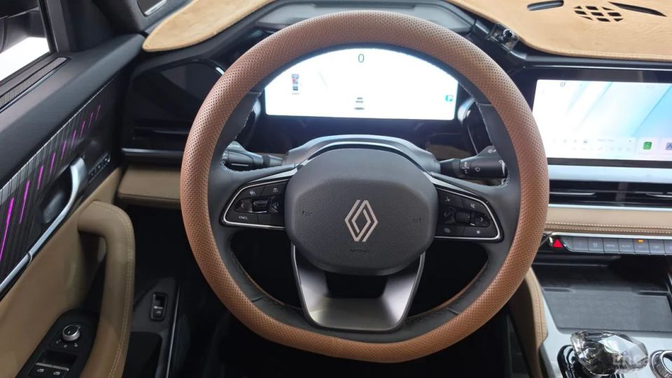 Renault-KoreaSamsung Grand Koleos
