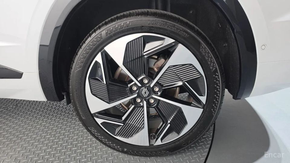 Renault-KoreaSamsung Grand Koleos