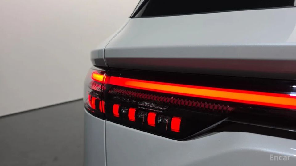 Renault-KoreaSamsung Grand Koleos