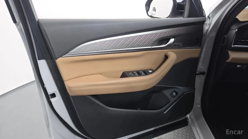 Renault-KoreaSamsung Grand Koleos