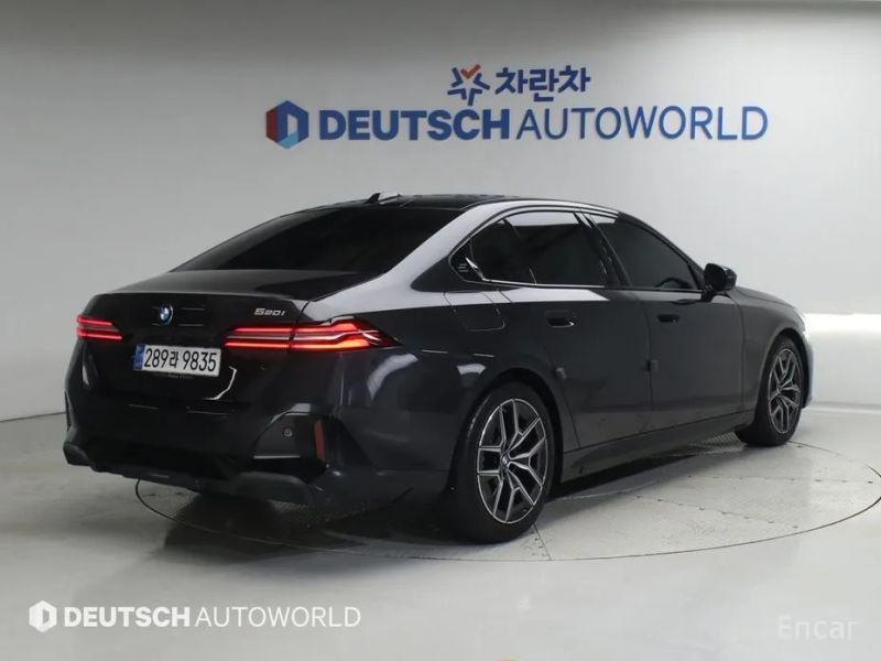 BMW 5-series