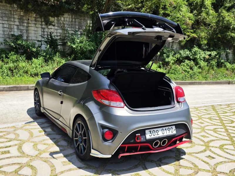 Hyundai Veloster