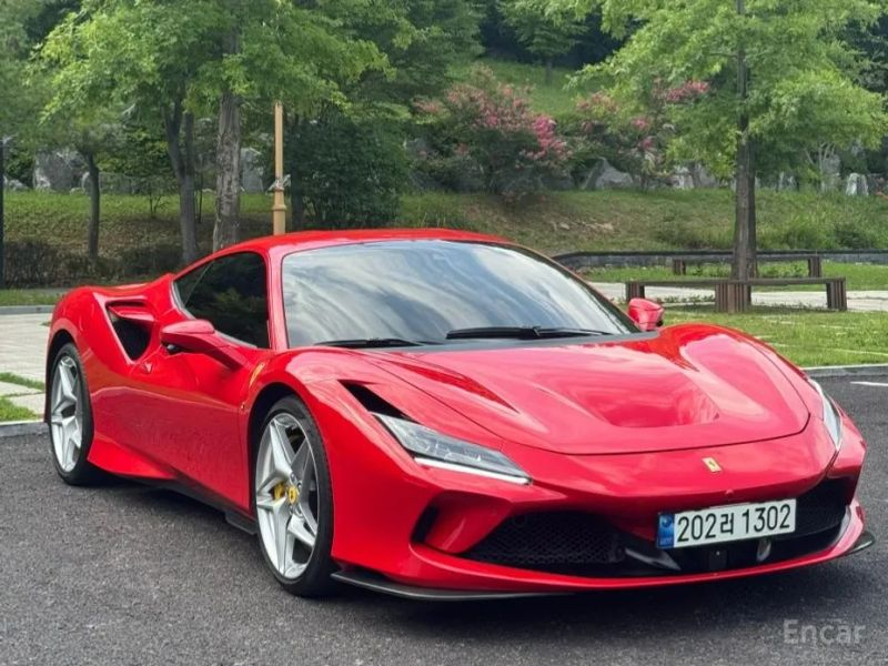 Ferrari F8