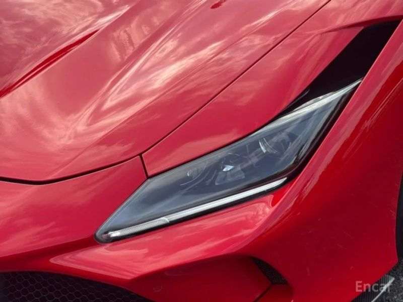 Ferrari F8