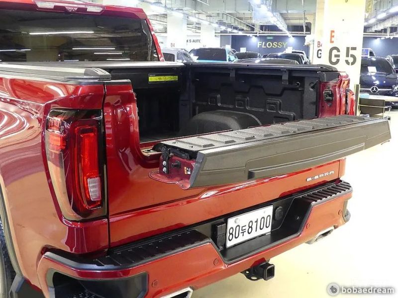 GMC Sierra