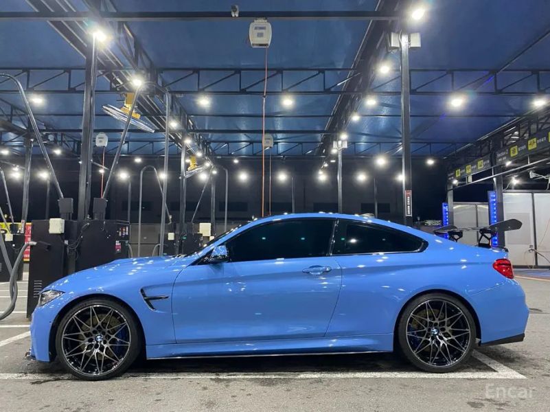 BMW M4